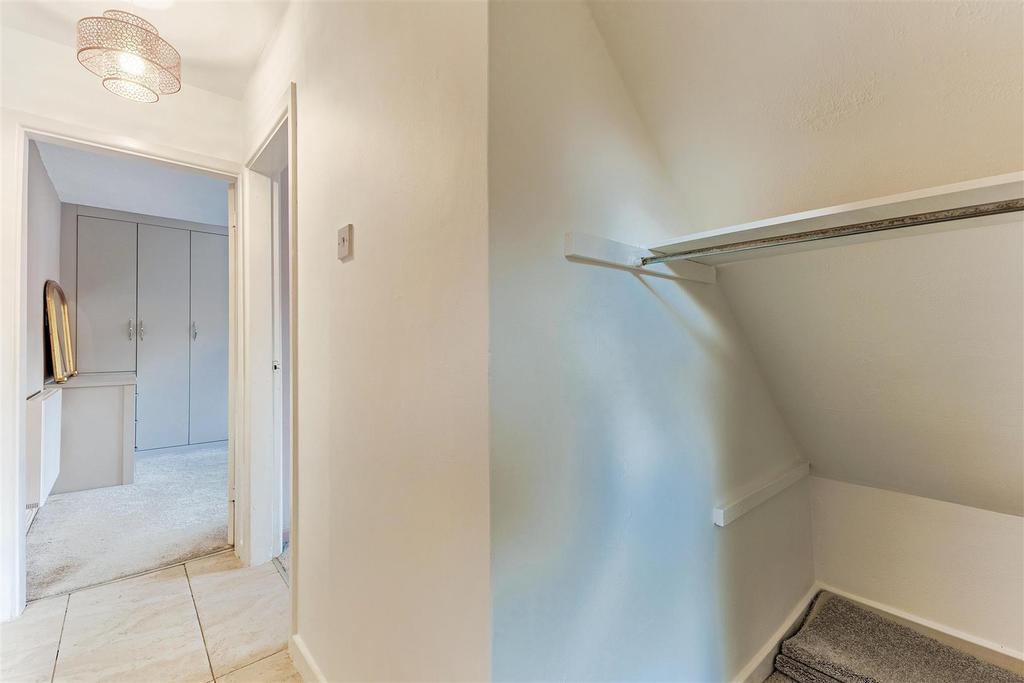 6 R1 A5579-HDR.jpeg