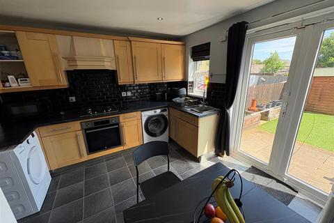 12 Bittern Court, Bradford, BD6 3XA