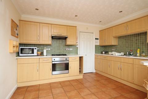 3 bedroom terraced house for sale, Waldren Close, Baiter Park, Poole, BH15