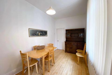 5 bedroom terraced house to rent, Hartopp Road, Leicester LE2