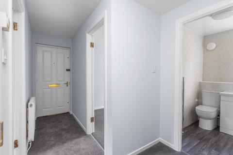 2 bedroom flat to rent, Parkside Terrace, Newington, Edinburgh, EH16