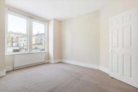 3 bedroom terraced house for sale, Becklow Road , London, W12