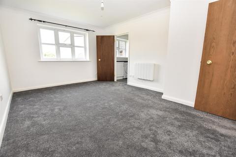 2 bedroom apartment for sale, Thornborough Avenue, South Woodham Ferrers