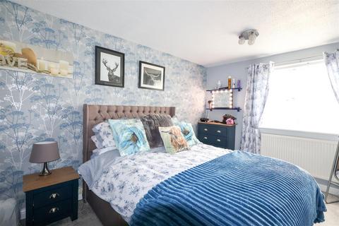 3 bedroom end of terrace house for sale, Kingstonia Gardens, Ripon