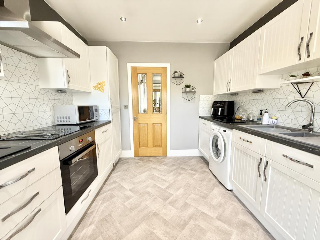 Fitted Kitchen