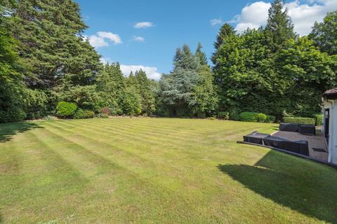5 bedroom detached house for sale, Loudwater Heights, Rickmansworth WD3