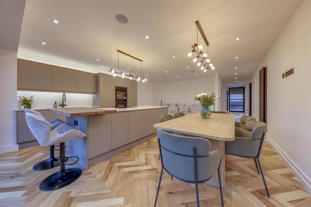 Kitchen by Night