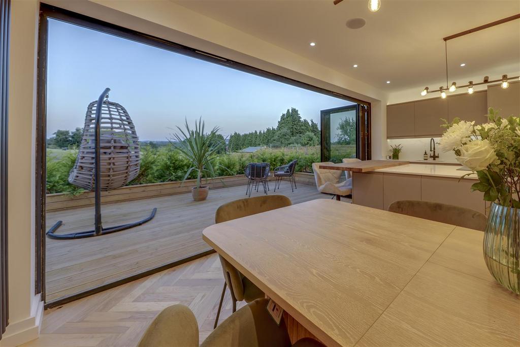 Kitchen by Night