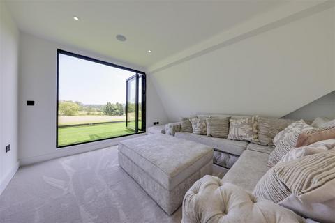 undefined, Healds Green, Chadderton, Oldham - Stunning, Newly Extended & Fully Refurbished 5 Bed Home With Superb Outlook