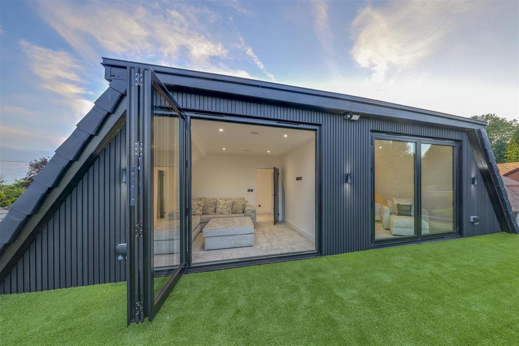 Bi Folds by Night