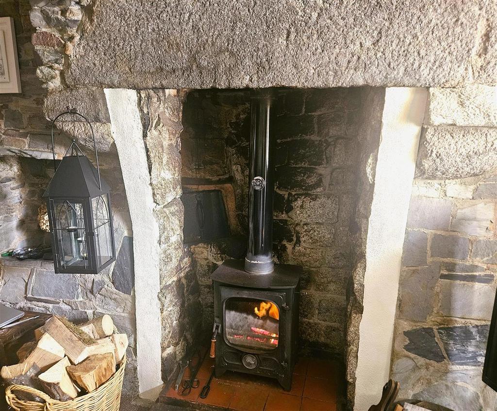 Woodburner.jpg