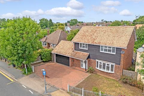 4 bedroom detached house for sale, Springfield Road, Chelmsford, CM2