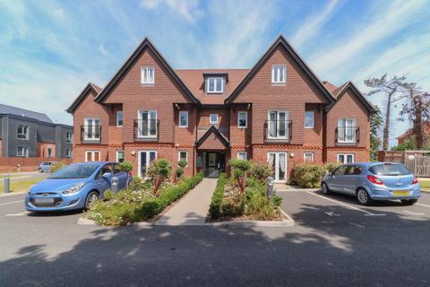 2 bedroom flat for sale, Linksfield Road, Westgate-on-Sea, Kent, CT8
