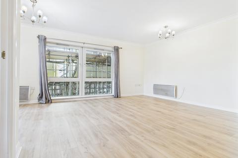 2 bedroom flat to rent, Crown Heights, Alencon Link, Basingstoke, RG21