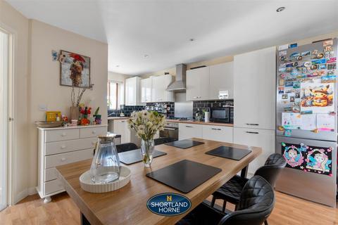 3 bedroom semi-detached house for sale, Lapworth Road, Weavers Walk, Coventry, CV2 1EZ