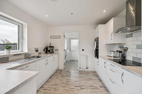 9 Breichwater Place, Fauldhouse, Bathgate, EH47 9LU
