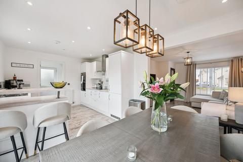 9 Breichwater Place, Fauldhouse, Bathgate, EH47 9LU