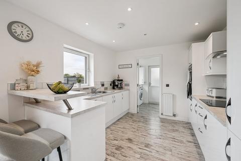 9 Breichwater Place, Fauldhouse, Bathgate, EH47 9LU