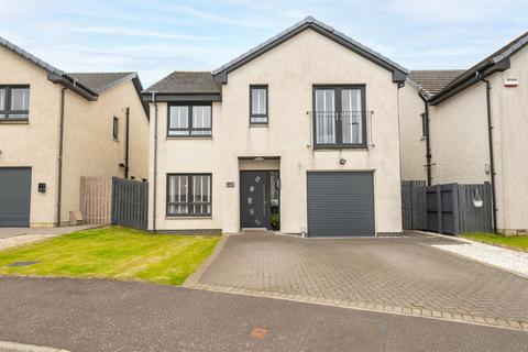 9 Breichwater Place, Fauldhouse, Bathgate, EH47 9LU