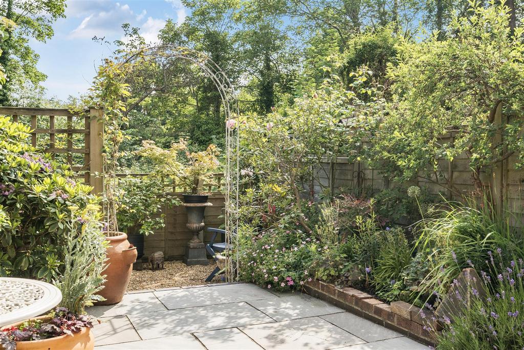 Courtyard Garden