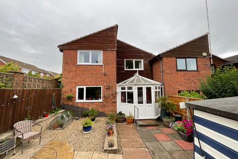 3 bedroom end of terrace house for sale, Jubilee Gardens, Market Harborough LE16
