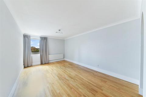 3 bedroom flat for sale, 108-124 Narrow Street, Limehouse, London