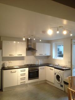 2 bedroom flat to rent, 2 Bedroom Flat – Goulton Road, Hackney E5