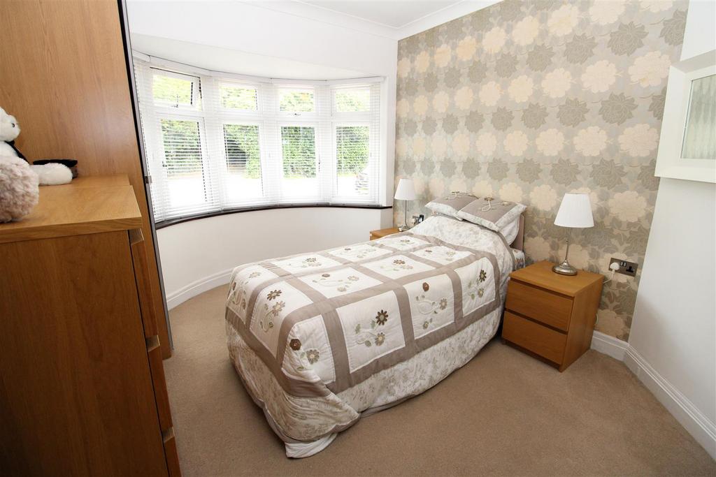 Bed 1.JPG