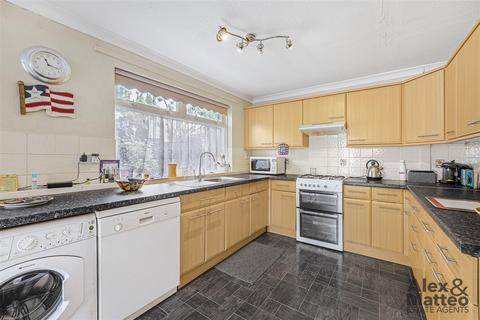undefined, Keetons Road, Bermondsey, SE16