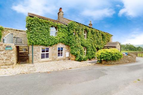 Tranmere Cottage & Carn Cottage, Hoyle Hill, Long Preston, Skipton