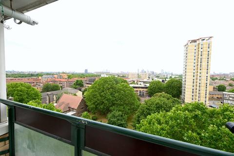 2 bedroom flat for sale, Proctor House, Avondale Square, Bermondsey, SE1