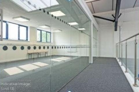 Property to rent, 167 Hermitage Rd London N4 1LZ