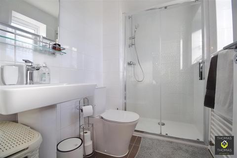 32 Bowthorpe Drive, Brockworth, Gloucester, GL3 4FS
