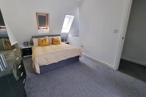 3 bedroom end of terrace house for sale, Heol Tapscott, Barry. CF62 5BY
