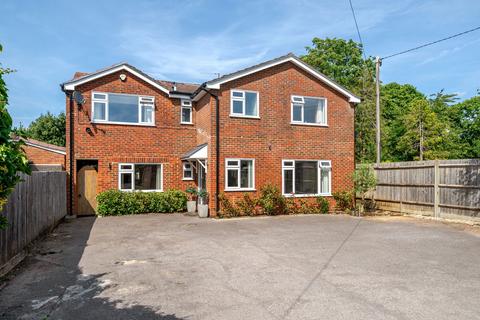 139 Pack Lane, Basingstoke, RG22 5HN
