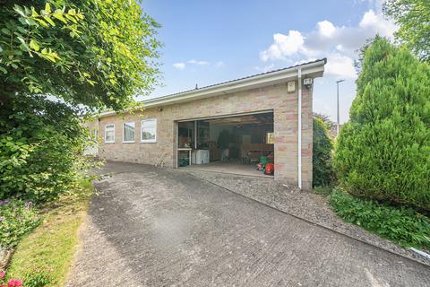 32 Belmont Drive, Failand, Bristol, BS8 3UU
