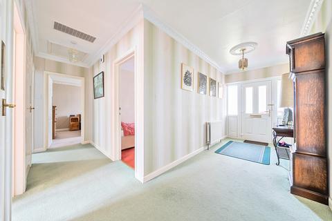 32 Belmont Drive, Failand, Bristol, BS8 3UU