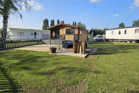 undefined, Moorhen Island, Billing Aquadrome, Northampton