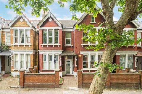 Cavendish Road, London SW12