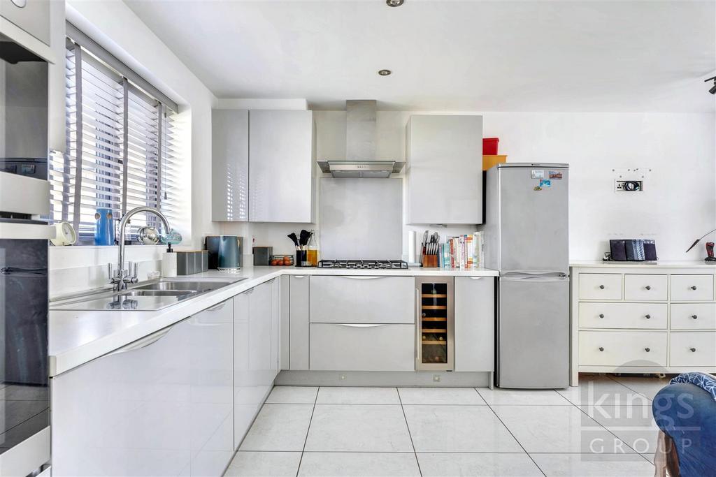 Kitchen.jpg