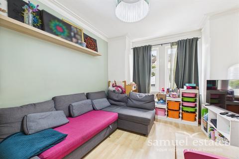 2 bedroom terraced house to rent, Woodside Road, London, SE25