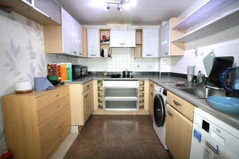 3 bedroom apartment to rent, 3 bedroom apartment in Royal Plaza, 2 Westfield Terrace, Sheffield, S1 4GD