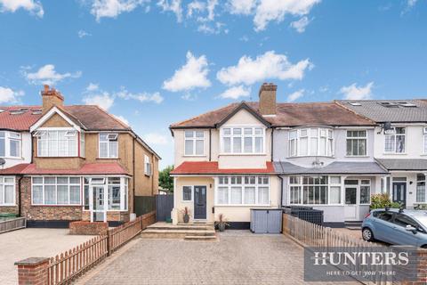 9 Braemar Road, Worcester Park, KT4 8SN