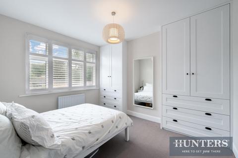9 Braemar Road, Worcester Park, KT4 8SN