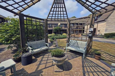2 bedroom apartment for sale, Church Road, Cainscross