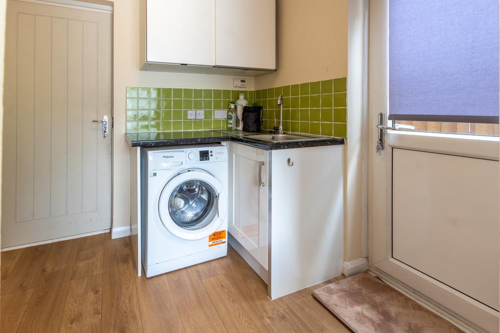 10 Barley Crescent-11