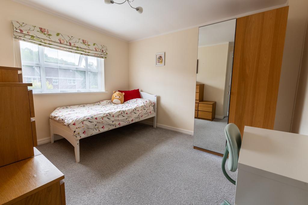 10 Barley Crescent-25