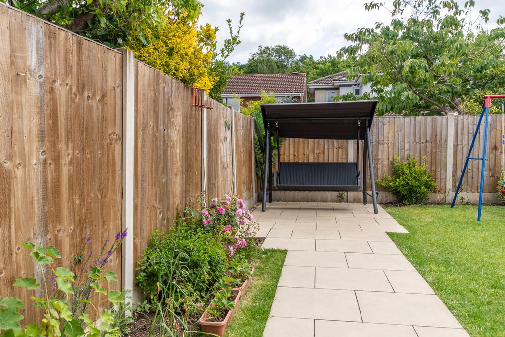10 Barley Crescent-12