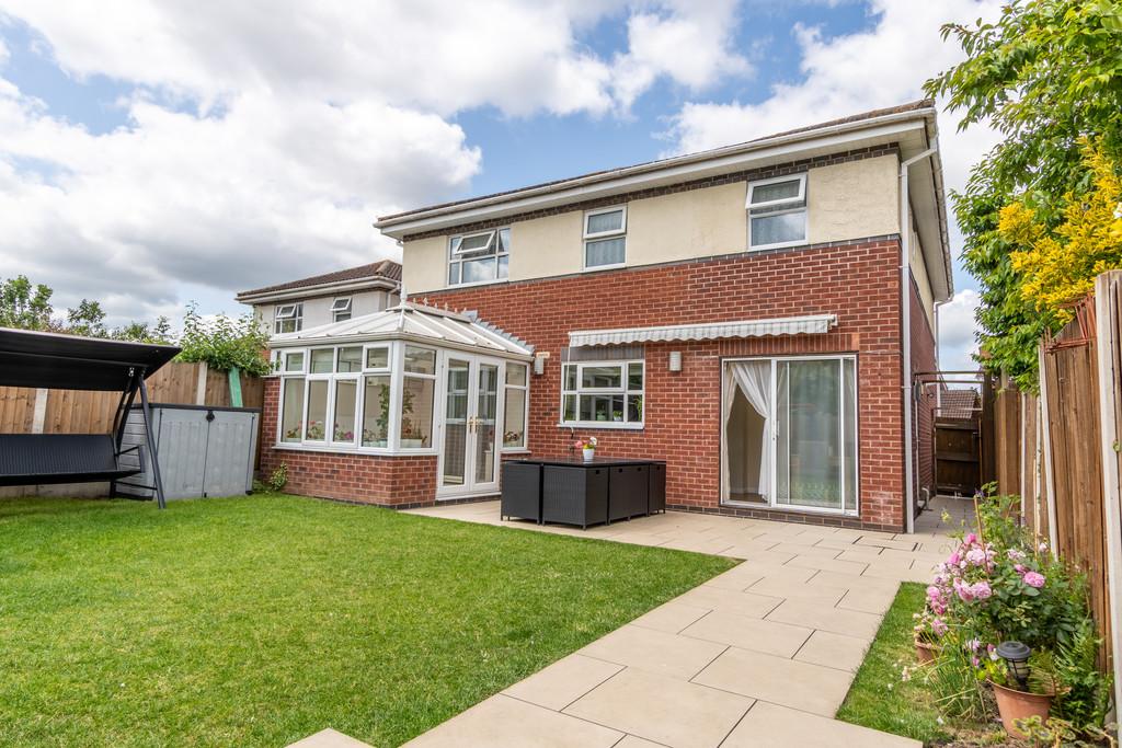 10 Barley Crescent-14