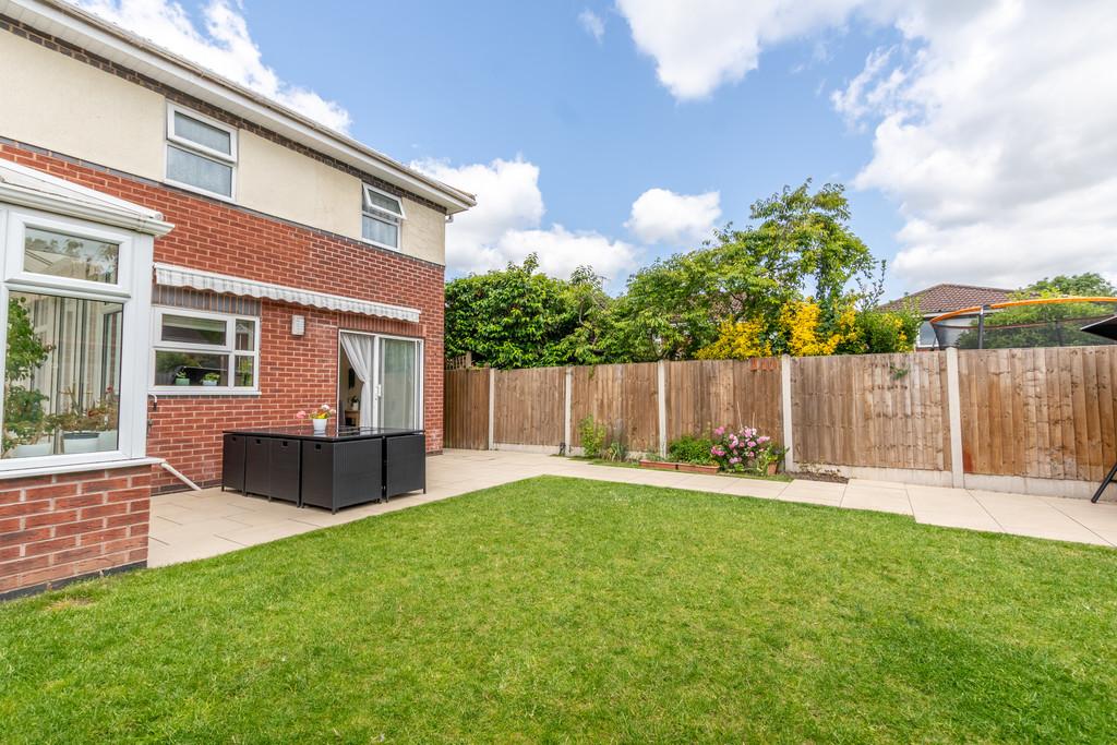 10 Barley Crescent-15